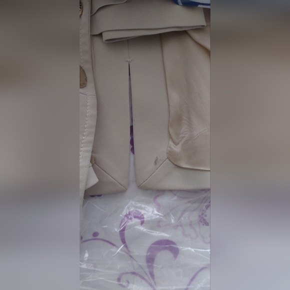 Elisabetta Franchi military style suit.Size:44 IT.Worn a 3 times - Picture 13 of 13